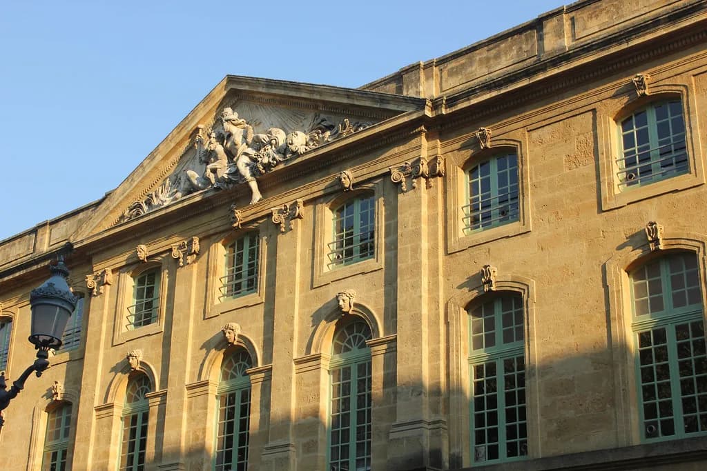 Aix-en-Provence in December: Weather, Christmas & Day Trips