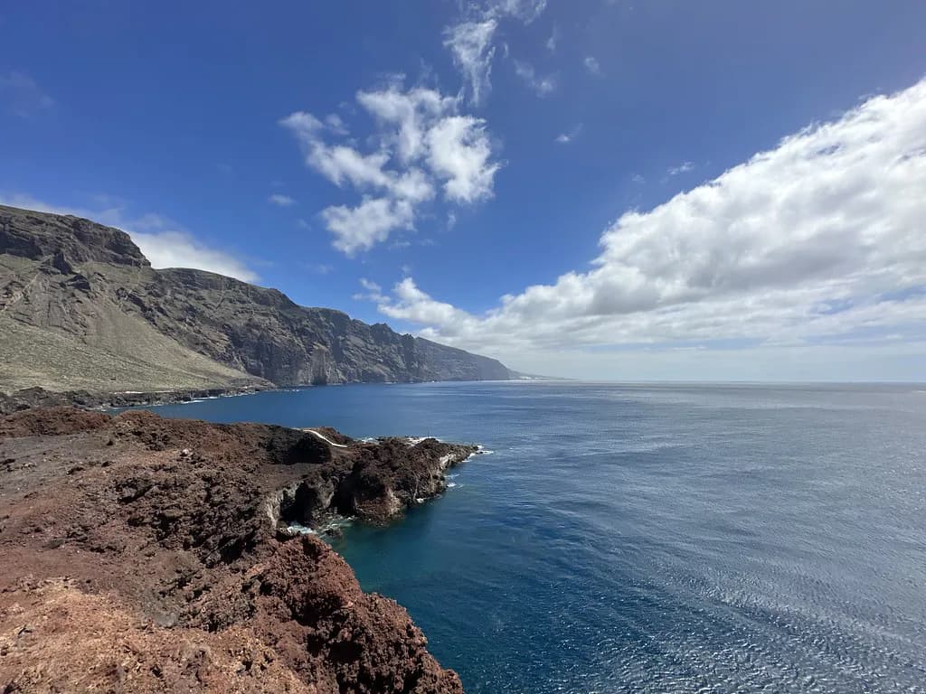 Canary Islands in March: Weather, Crowds and What's On