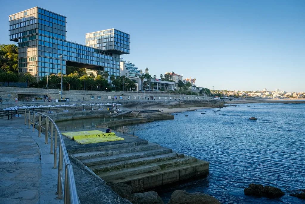 Cascais in November: Decide on Mild, Rainy Days