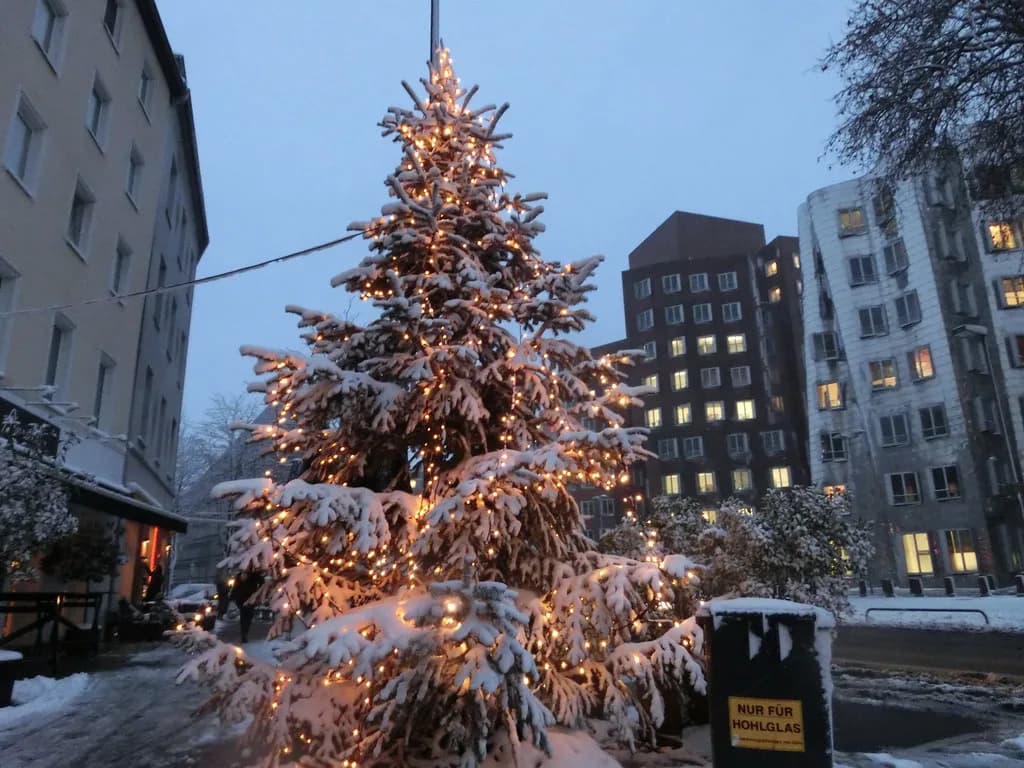 Christmas in Düsseldorf: Decide If the Holiday Week Fits