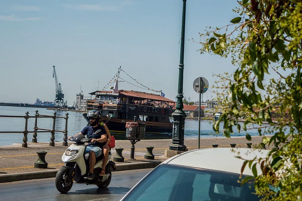 Christmas in Thessaloniki: What the Holiday Days Are Like