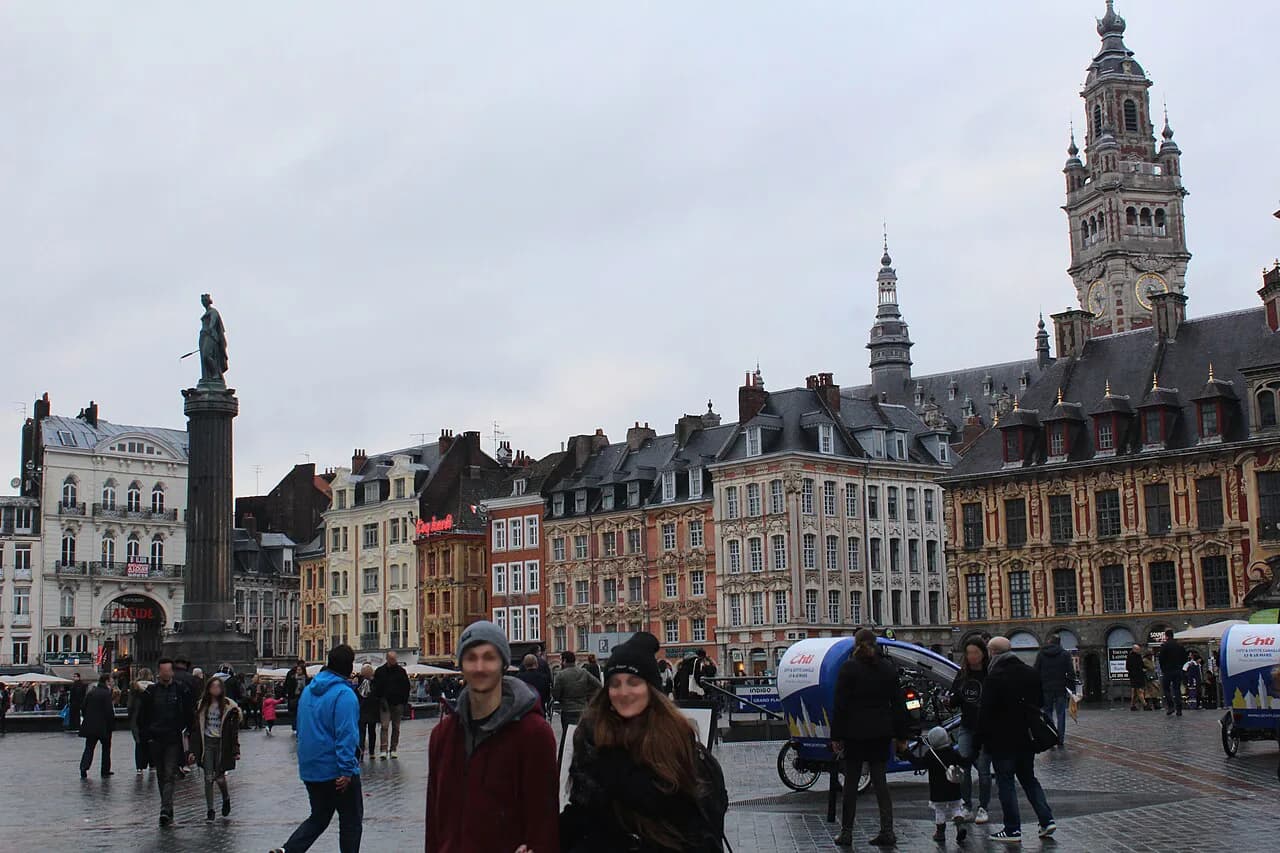 Lille in December: Winter Weather & Christmas Lights Guide