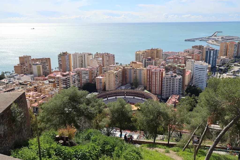 Málaga in December: What to Expect and Plan