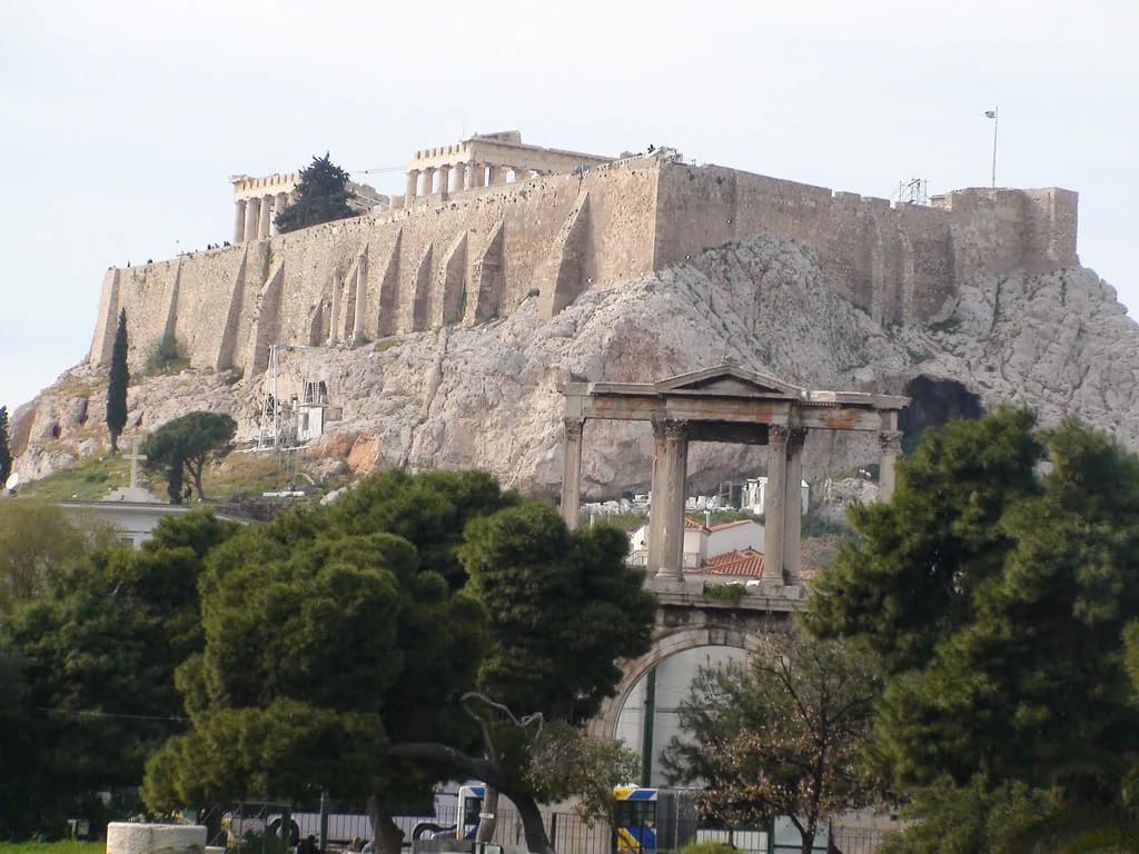 New Year's Eve in Greece: Athens, Thessaloniki & Traditions