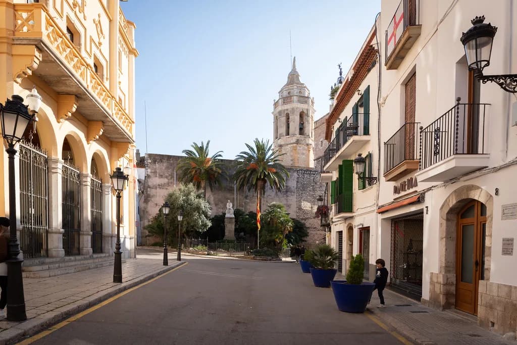 Sitges in February: Winter Weather, Carnival and What's Open