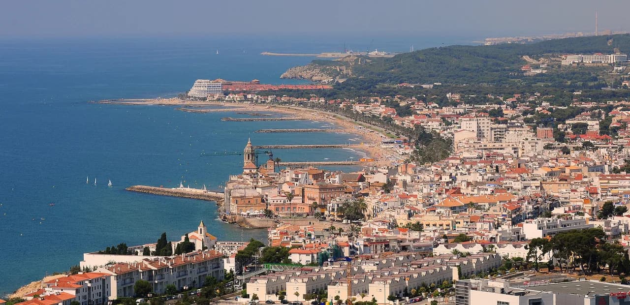 Sitges in January: What to See and What Stays Open