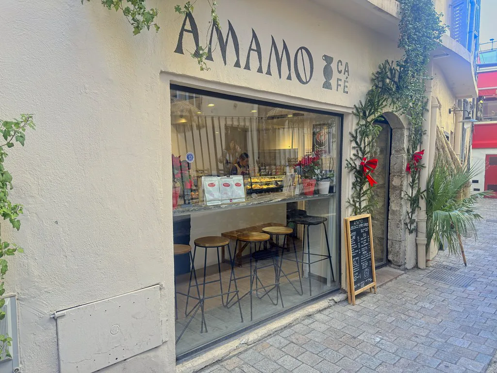 Amamo, Cannes