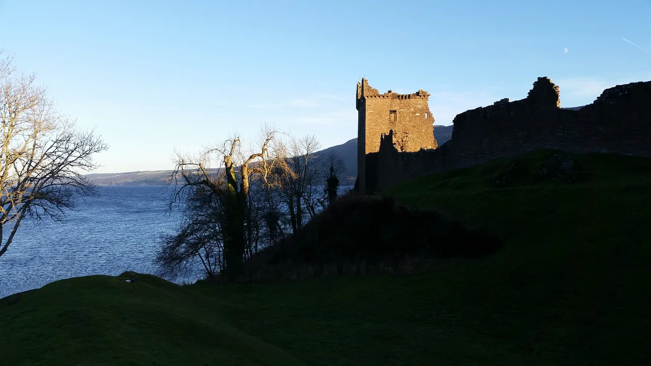 Urquhart Castle, Loch Ness, Inverness