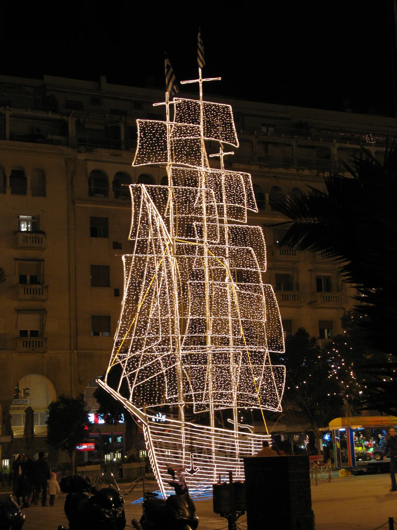 Thessaloniki's X-mas boat, Thessaloniki
