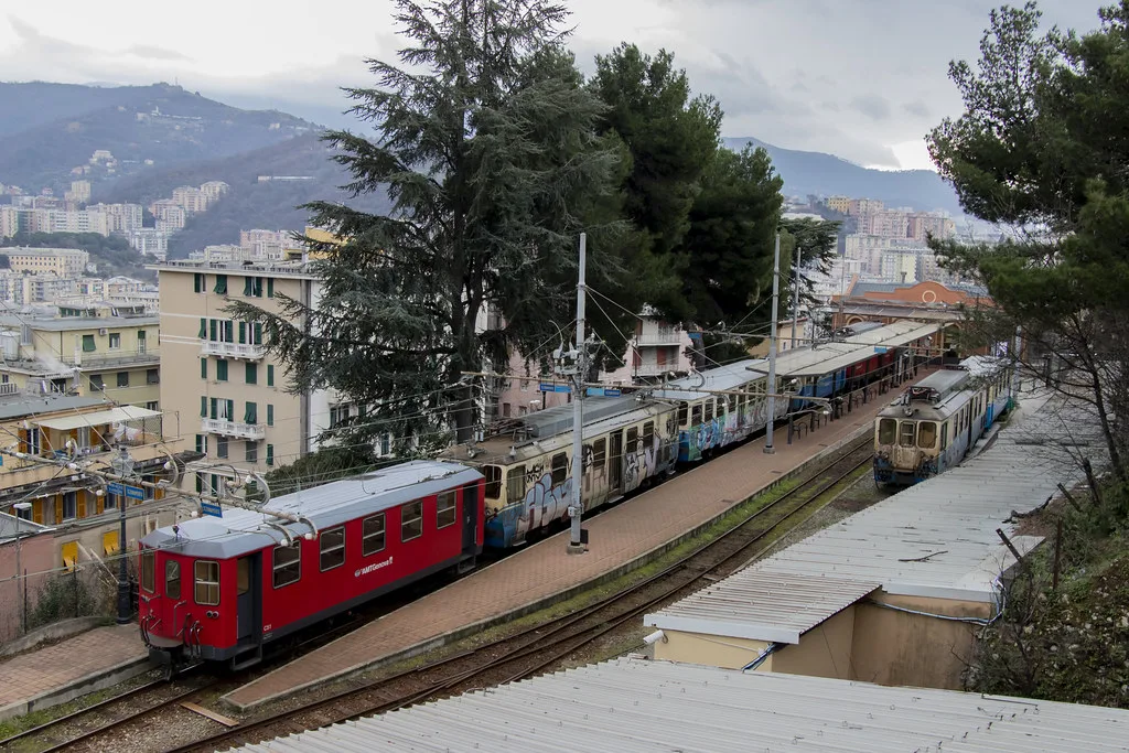 Il trenino di Casella, / Genoa to Casella Railway, Genoa Piazza Manin Railway Station