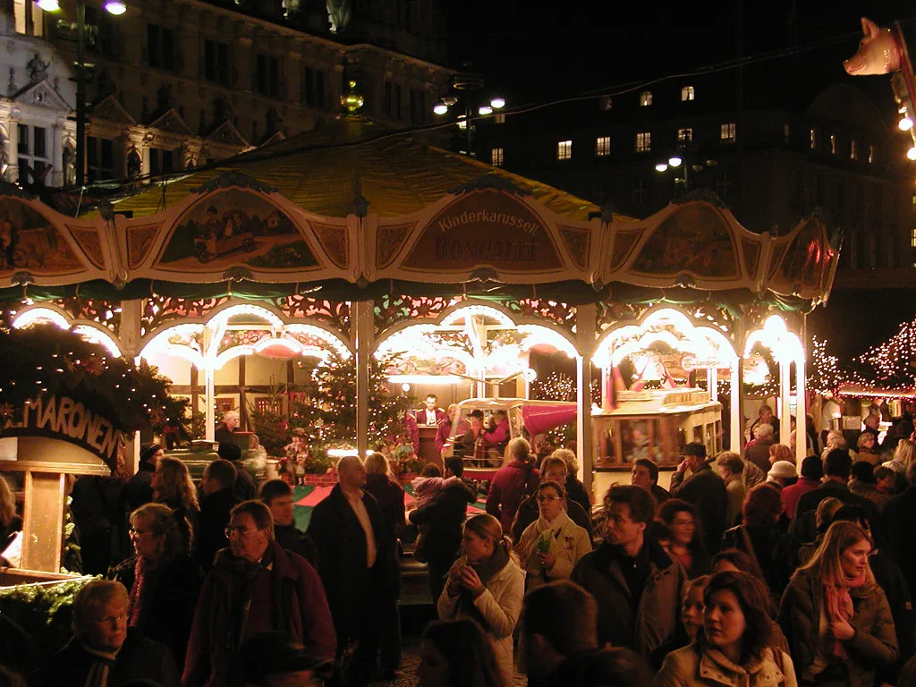 Christmas market at Rathaus: Hamburg, December 8th, Germany