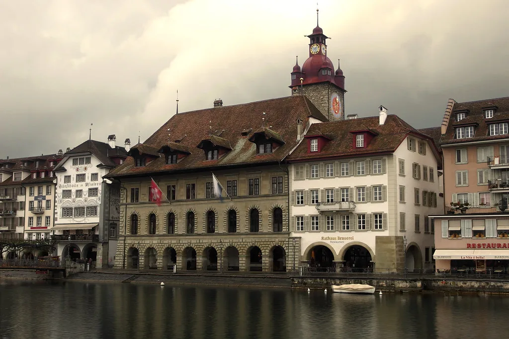 Lucerne, Rathaus