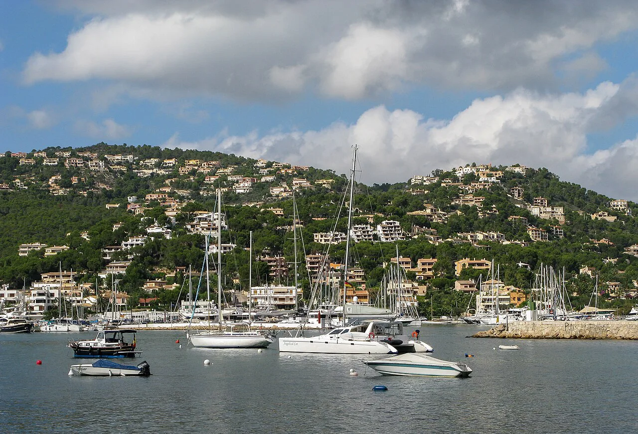 Port d'Andratx (Mallorca, Spain), Harbour
