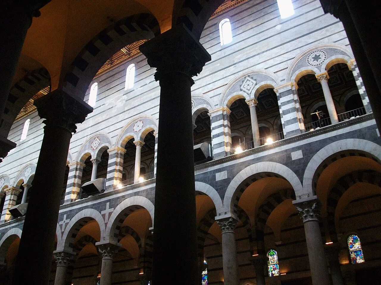 Catedral de Pisa, interior