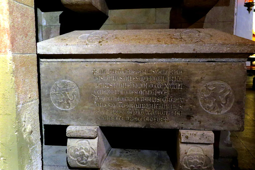 Sepulcre de Bernat de Fonollar, Església de Sant Bartomeu i Santa Tecla de Sitges