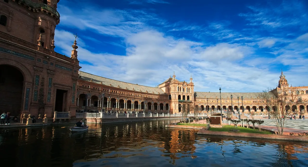 Spainful memories, Spain
