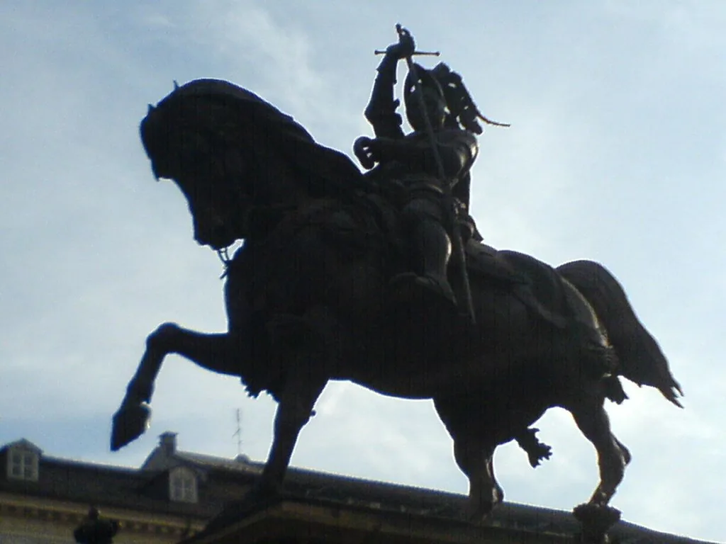 Statue in central Turin