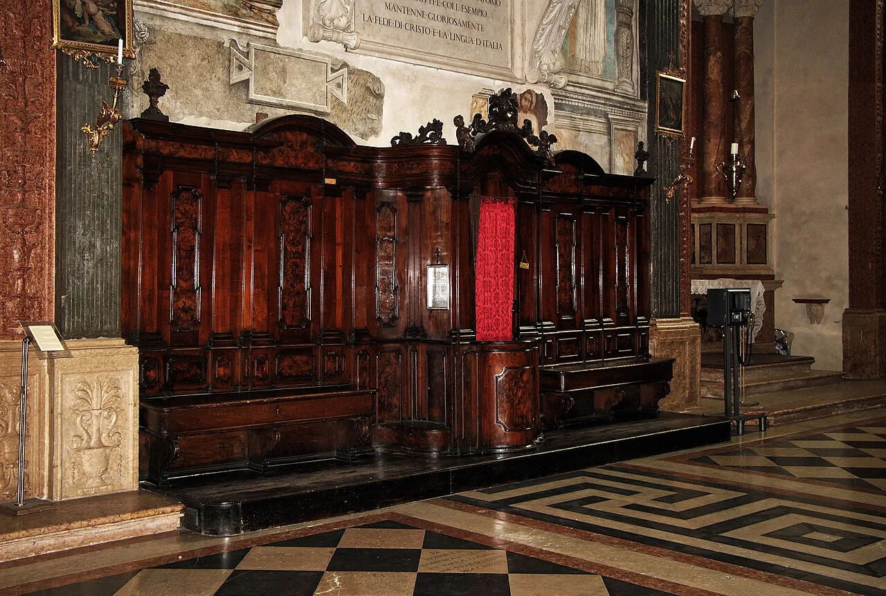 Duomo Santa Maria Matricolare - Verona - Confessional box
